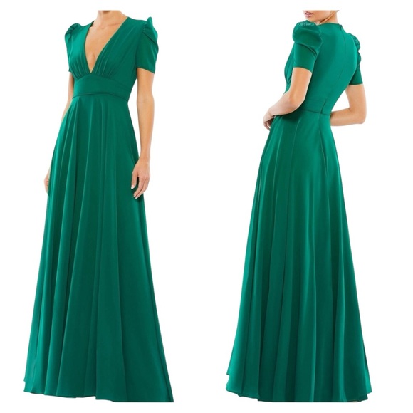 Mac Duggal Green Chiffon Gown Butterfly Sleeves Plunge Neck Size 12 NWOT - Picture 1 of 6